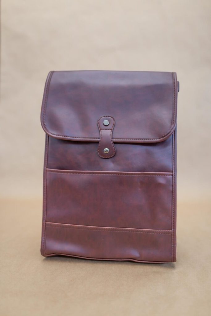 Rose back pack white