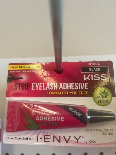 Eye lash glue